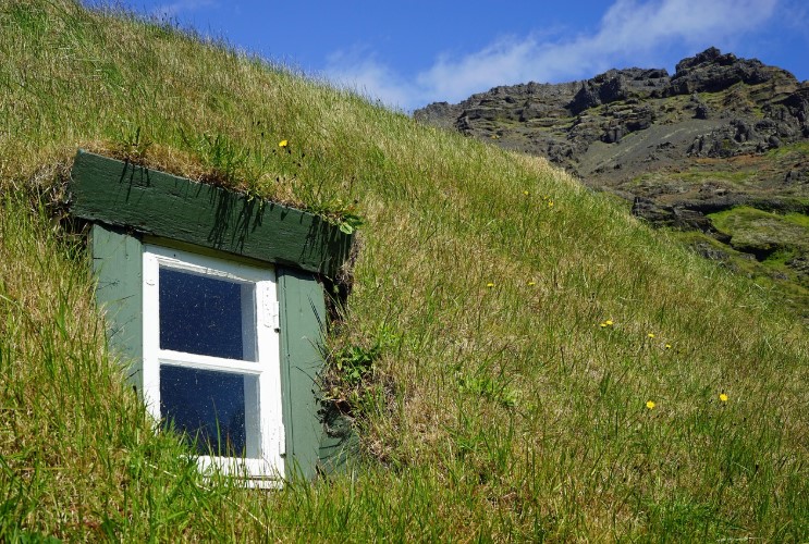 Energy-Efficient Windows for New Multifamily Construction